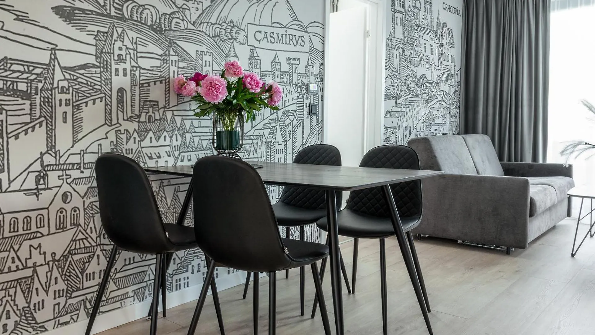 Inpoint Apartments G15 Near Old Town & Kazimierz District & Parking Option Krakow Aparthotel