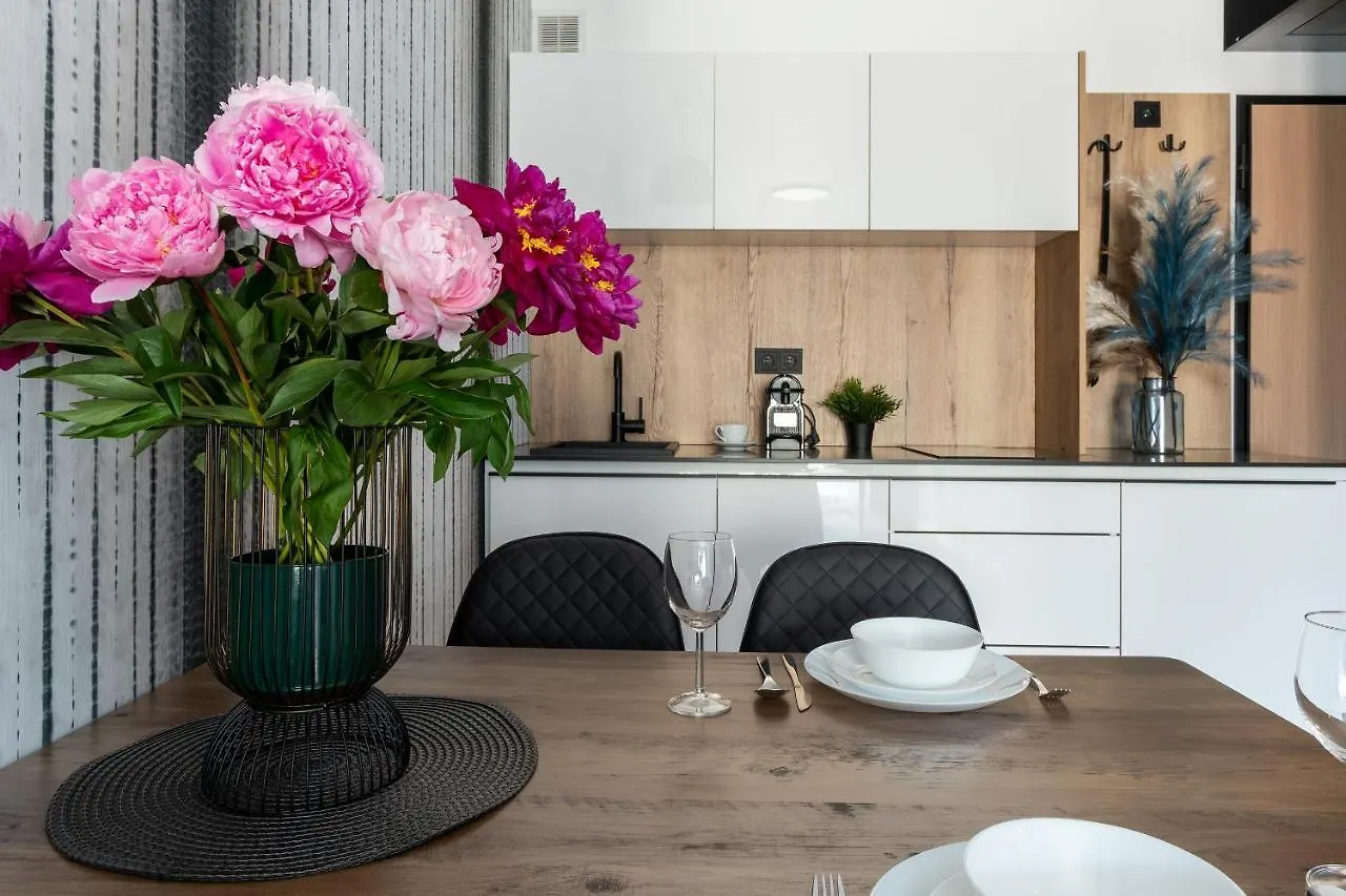 Aparthotel Inpoint Apartments G15 Near Old Town & Kazimierz District & Parking Option Krakow